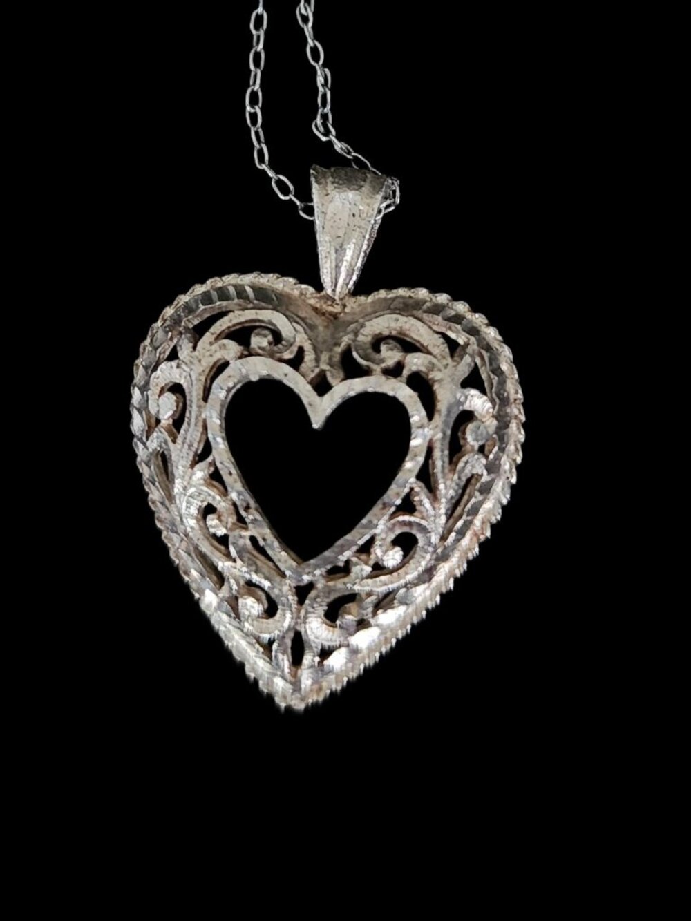 Vintage 80s Sterling Silver Domed Filigree Heart Necklace 20" Thailand CM 925